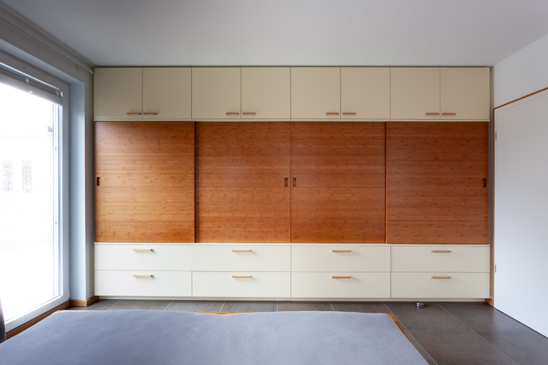 Arbeitsbeispiel: Schlafzimmerschrank